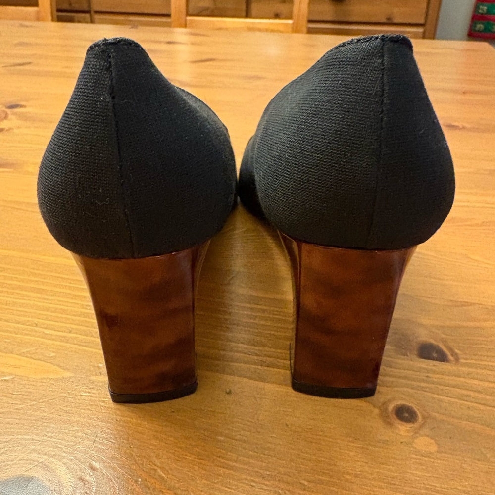 Etienne Aigner Pumps Dress Shoes Size 8M Two Toned Black And Brown Never Worn! - Picture 7 of 9